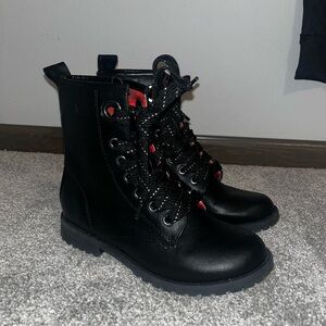 Girls size 2 Cat & Jack combat boots like new